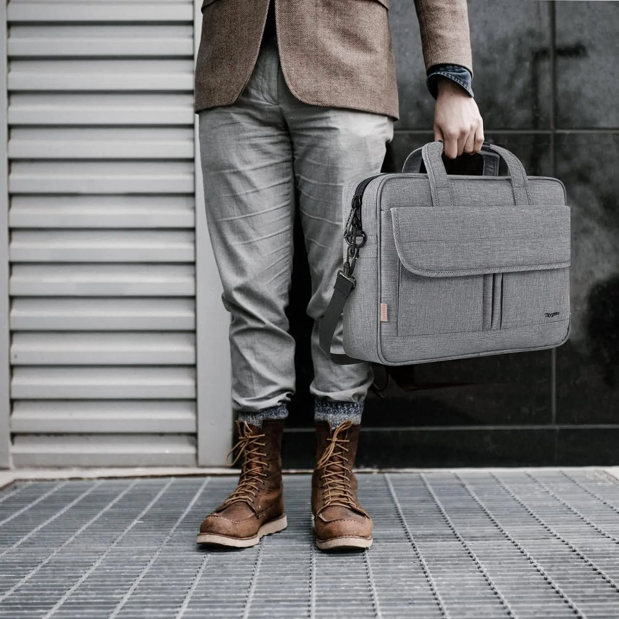 17 Inch Laptop Briefcase, Business Water Resistant Briefcase Carry on Case for for Men Women, Durable Professional Lightweight Portable Gifts Carry on Computer Bag with Strap, Grey