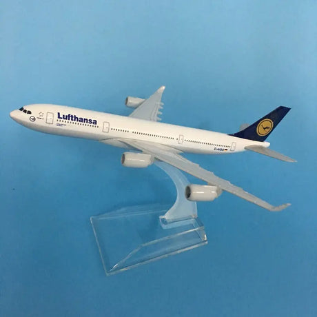 16Cm Lufthansa Airbus A340 Plane Model Airplane Model Airbus Aircraft Model 1:400 Diecast Metal Airplanes Plane Toy