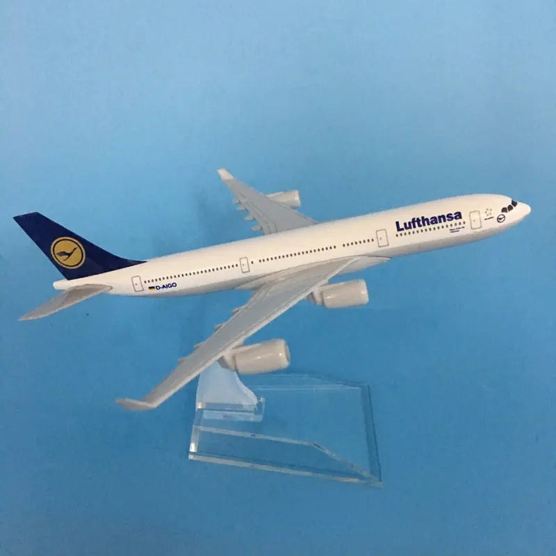 16Cm Lufthansa Airbus A340 Plane Model Airplane Model Airbus Aircraft Model 1:400 Diecast Metal Airplanes Plane Toy