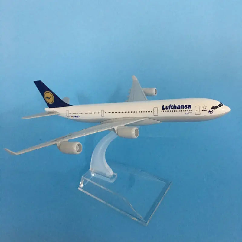 16Cm Lufthansa Airbus A340 Plane Model Airplane Model Airbus Aircraft Model 1:400 Diecast Metal Airplanes Plane Toy