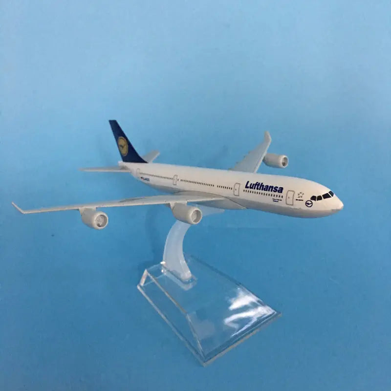 16Cm Lufthansa Airbus A340 Plane Model Airplane Model Airbus Aircraft Model 1:400 Diecast Metal Airplanes Plane Toy